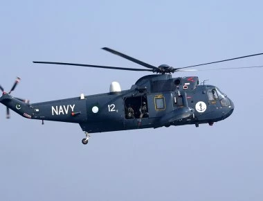 Εκτόξευση ΑΜ39 Exocet από ελικόπτερο του πακιστανικού Ναυτικού